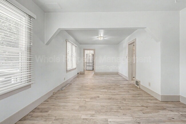 Photo - 4205 S Lincoln St