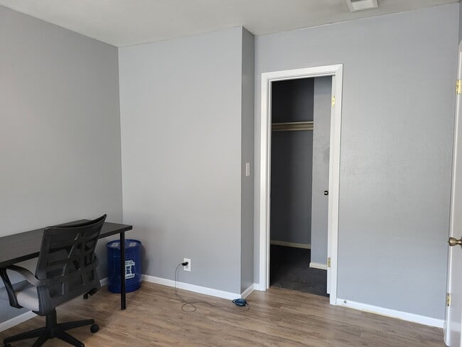 Photo - 1903 Hidden Way