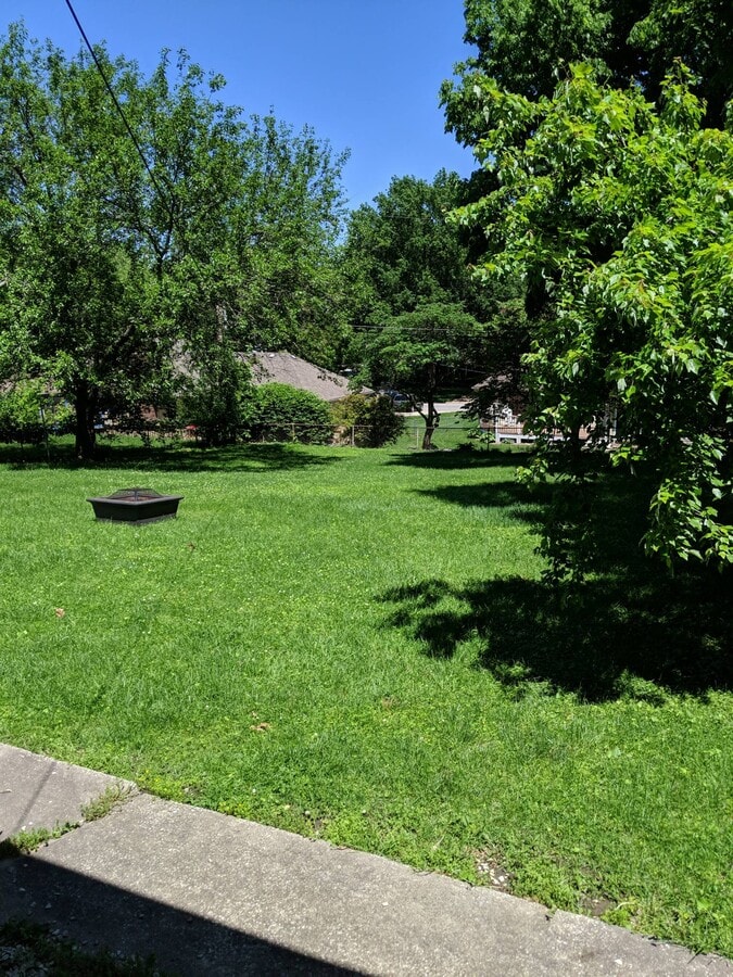 Photo - 3609 S Northern Blvd