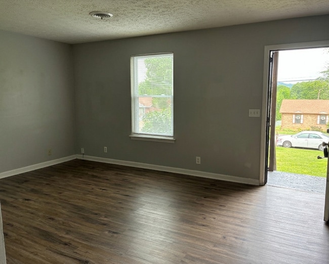 Photo - 780 Garrison Dr