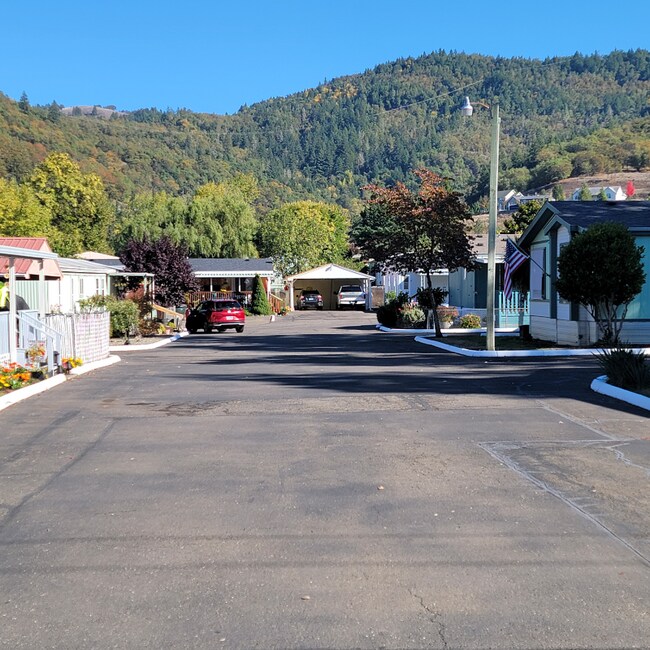 Photo - 377 Virgia Ln