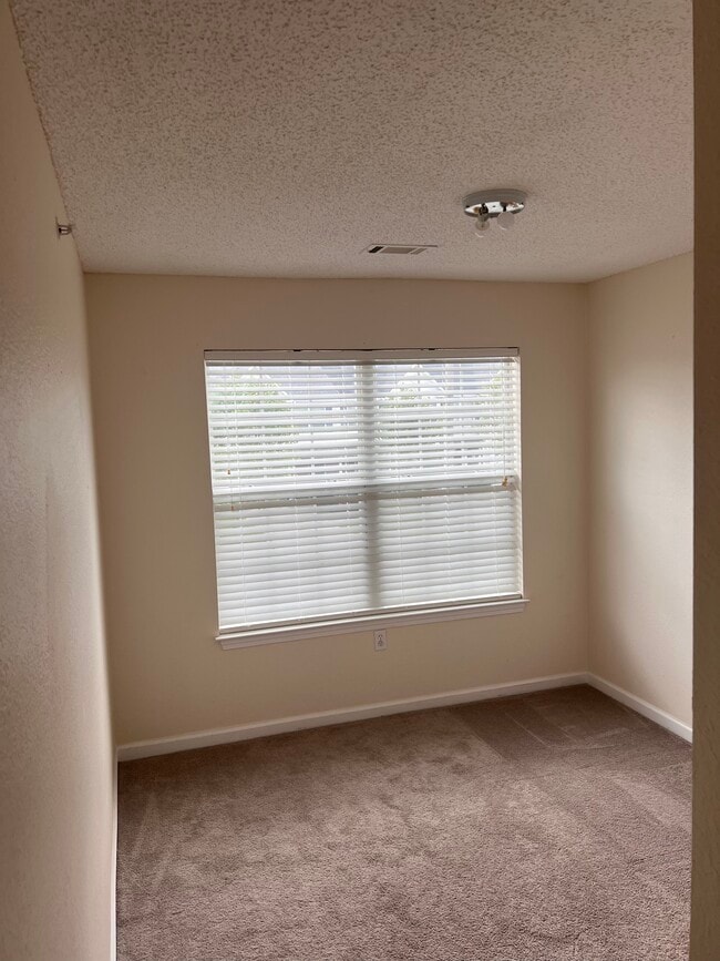 Photo - 240 Swaying Pine Ct