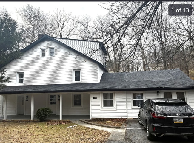 Building Photo - 3707 E Fisherville Rd Unit 3