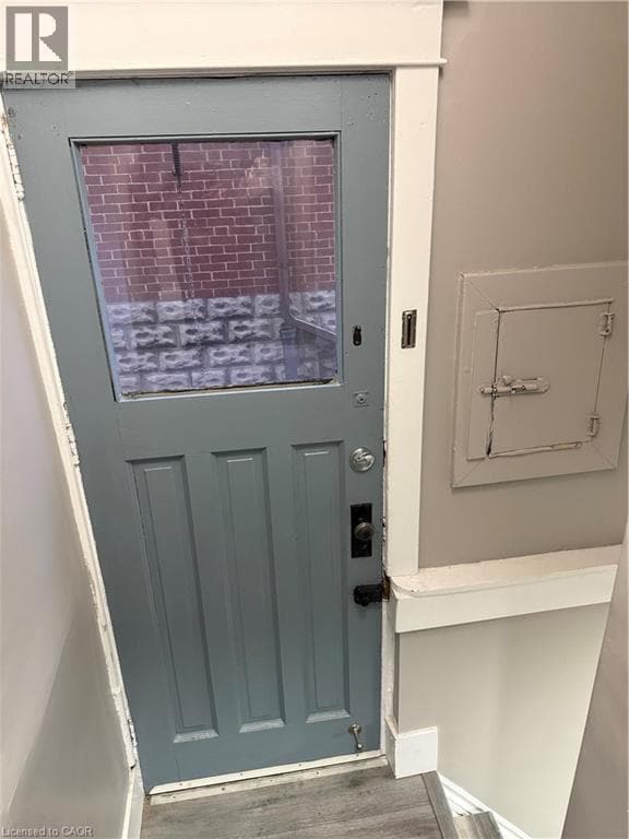 Photo - 22 Graham Ave N