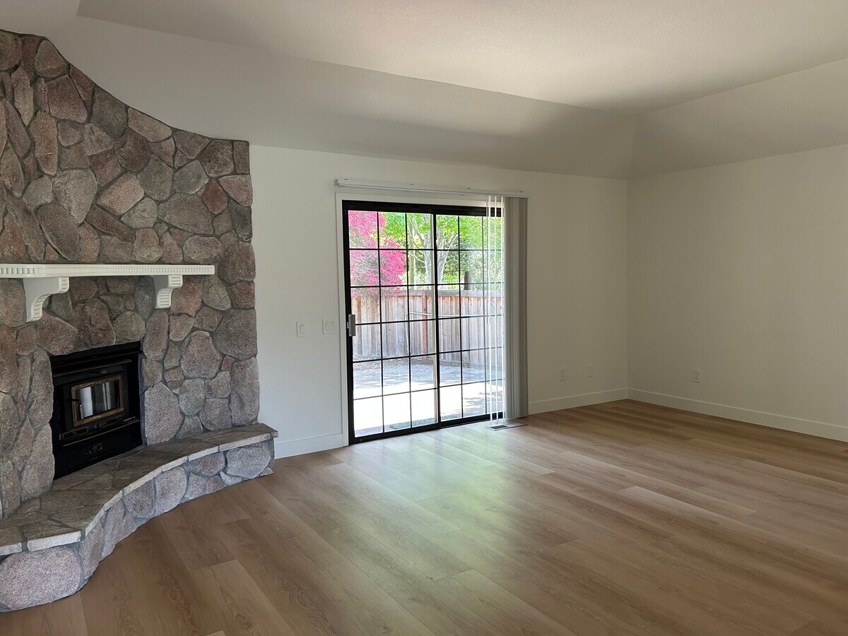 Photo - 2513 Caballo Ct House
