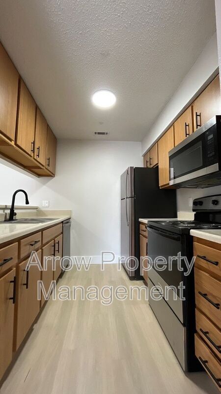 Photo - 2350 N 44th St Unit 9