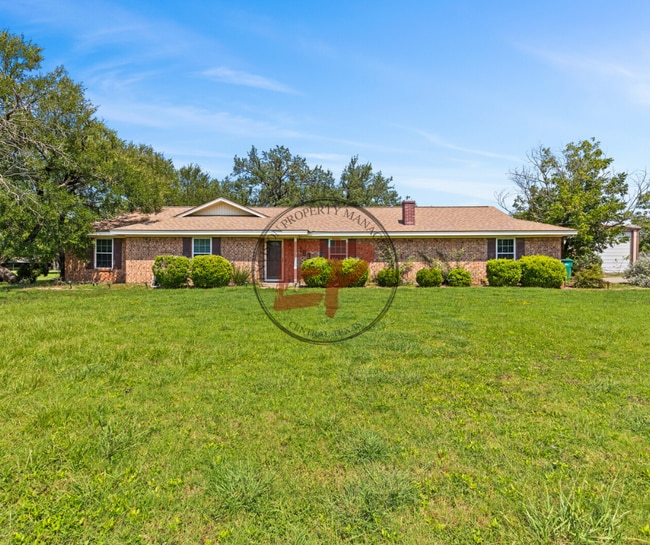 Building Photo - 103 Spring Lake Dr