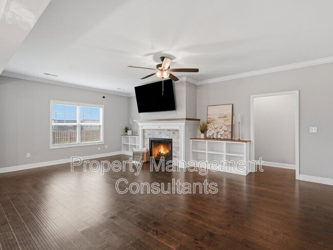 Photo - 14735 Commonwealth Dr
