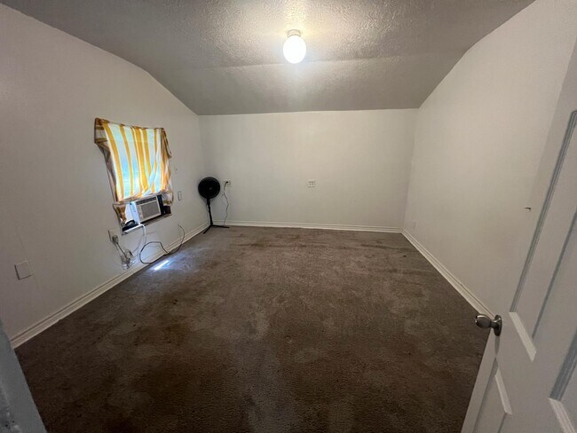 Photo - 8206 Sunflower Dr