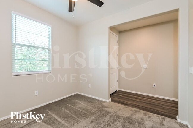 Photo - 14216 E Axle Dr