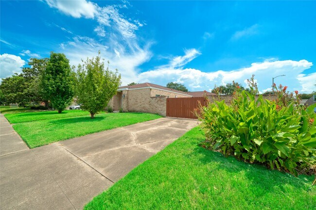 Photo - 10919 Villa Lea Ln