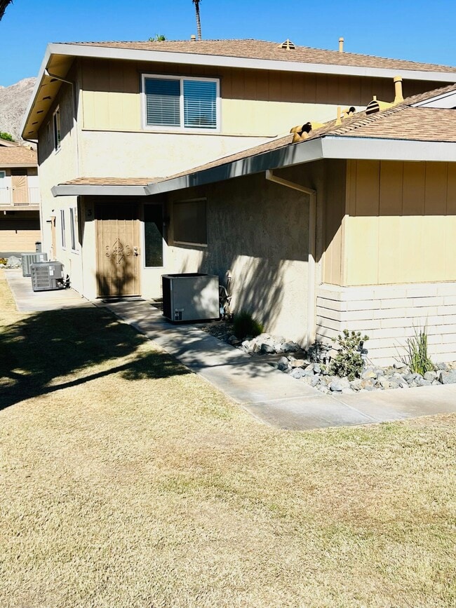 Photo - 46917 CA-74 Unit #3