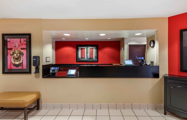 Furnished Studio-Amarillo - West
