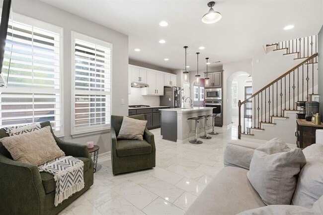 Photo - 5720 Baythorne Dr