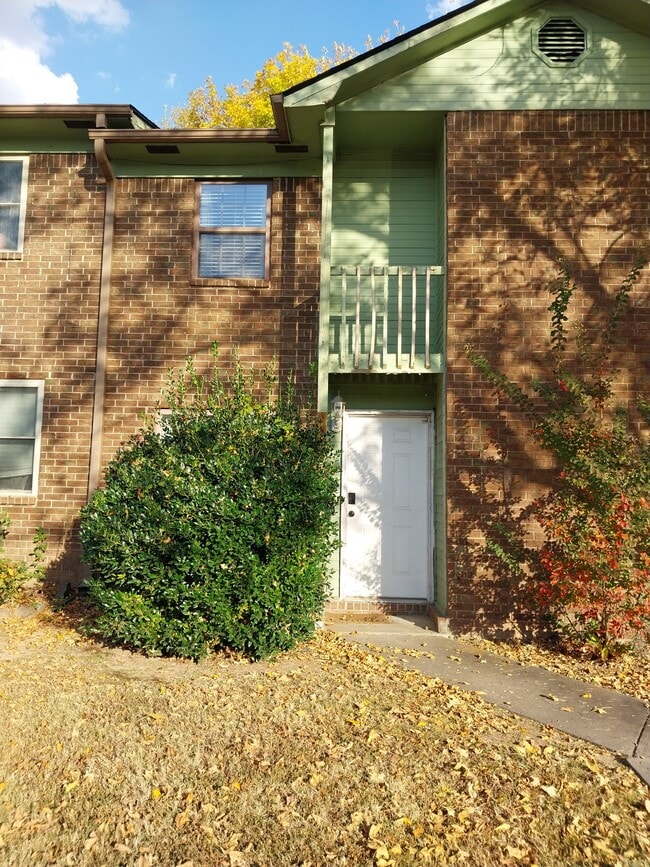 Photo - 1304 N Nashville Ave Townhome