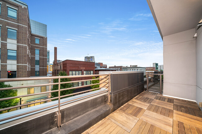 Plaza 204 upper balcony - Peregrine Plaza Apartments