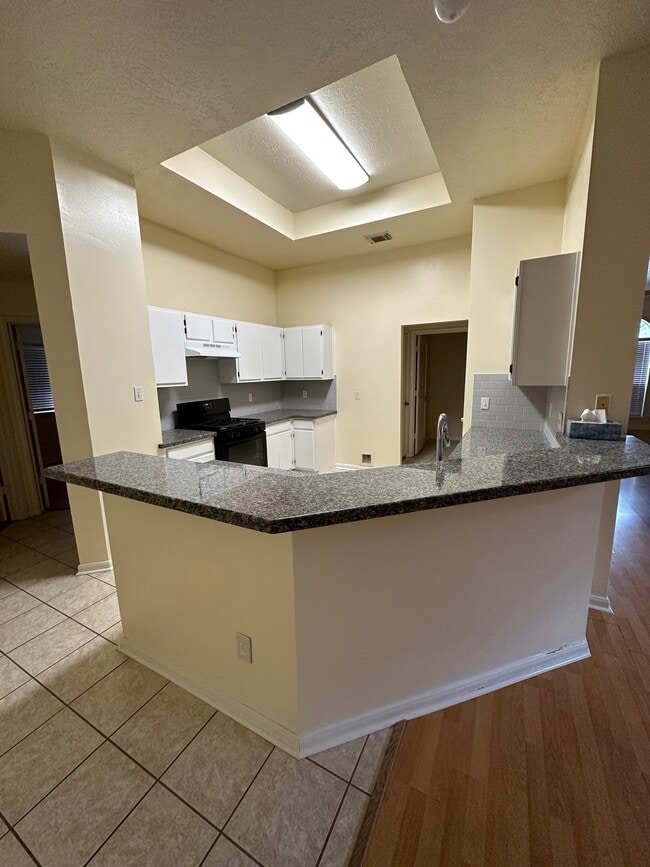 Photo - 6815 Stratford Park Dr