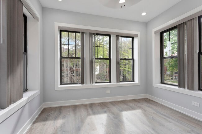 Photo - 7644 N Eastlake Terrace Unidad 2