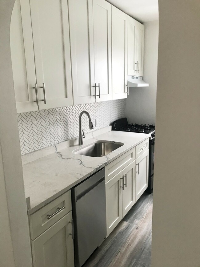 Photo - 92 Winthrop Shore Dr Unit 2