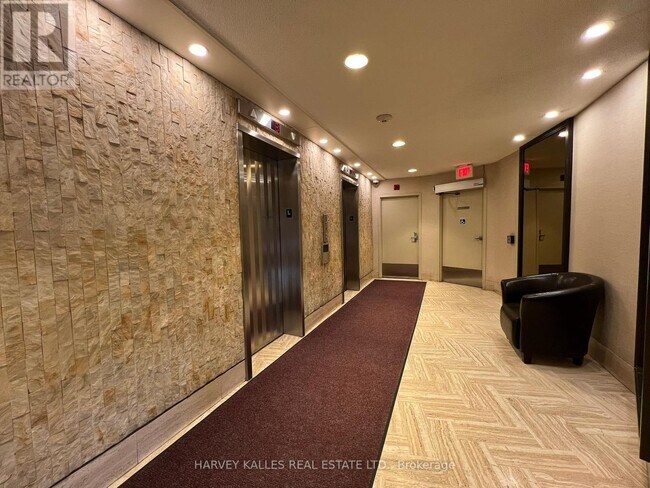 Photo - 150 Neptune Dr Unité 704