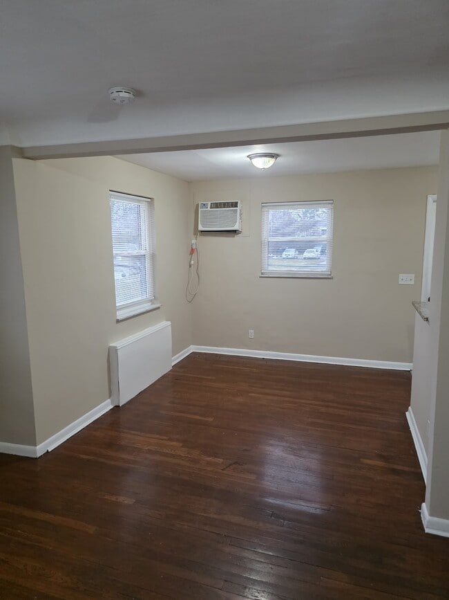 Photo - 2568 Westwood Northern Blvd Unit 3