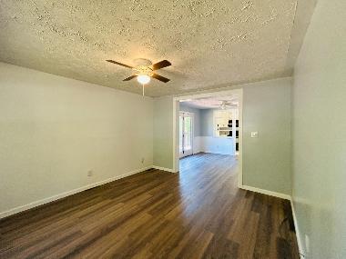 Photo - 1447 Beverly Dr