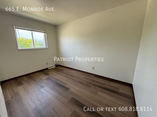Photo - 665 E Monroe Ave