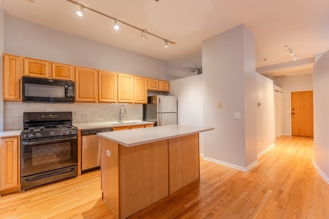 Photo - 208 W Washington St Unit 1407