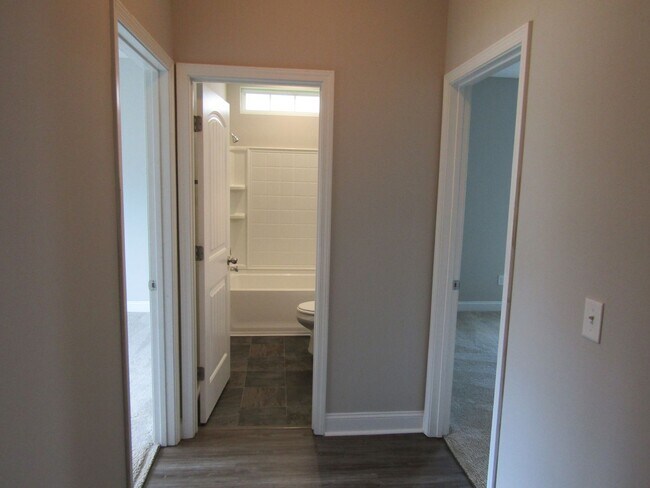 Photo - 32 Wythe St
