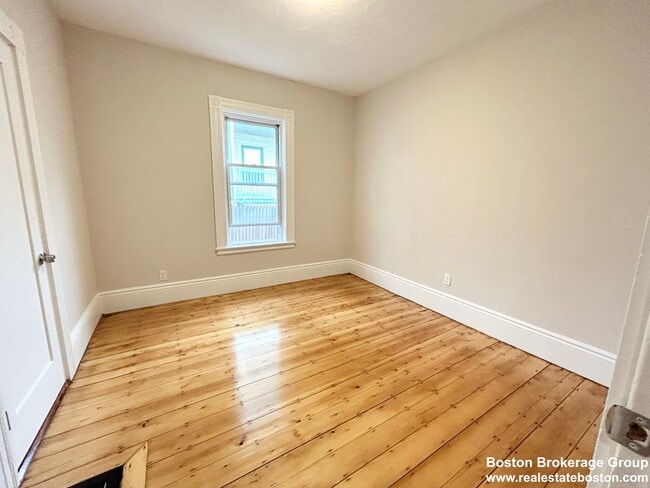 12 Buttonwood St