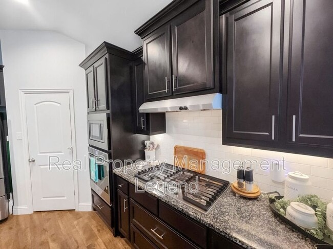 Photo - 417 Cooper St