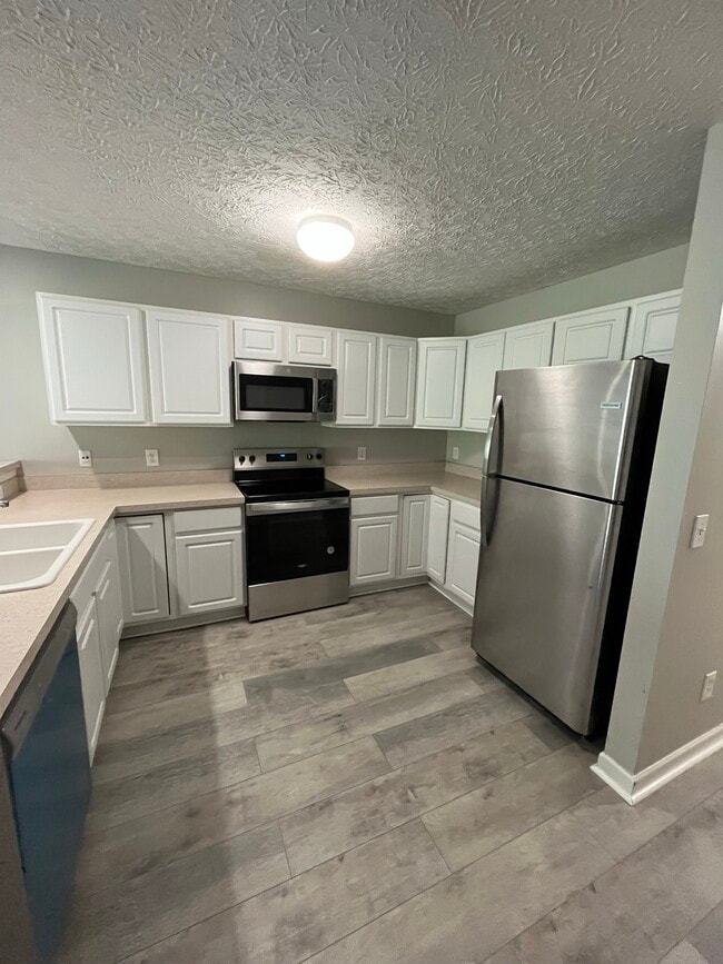 Building Photo - 5171 Mantua Dr Unit #64-C Rental