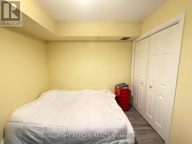 Photo - 1340 Main St E Unit 206