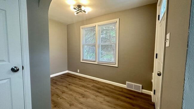 Building Photo - 4951 N 36th St Rental