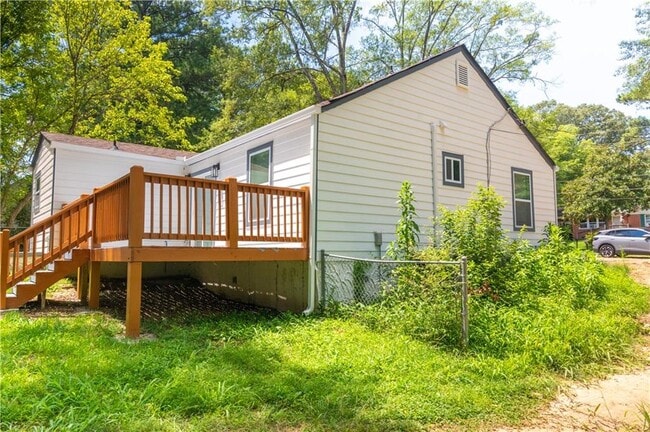 Photo - 3822 Bakers Ferry Rd SW