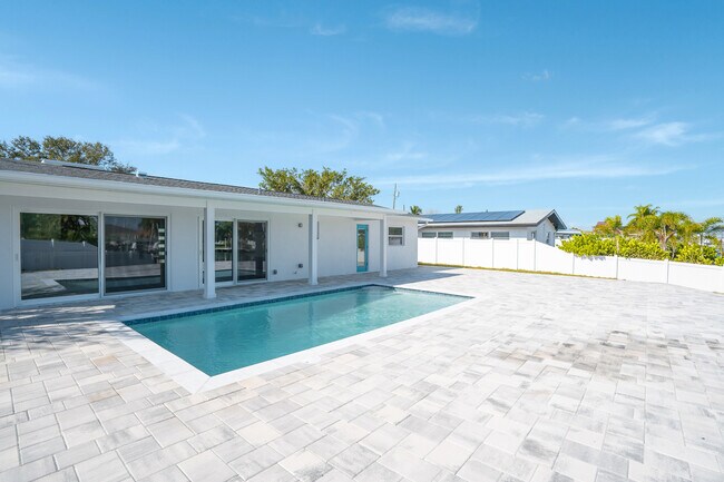 Photo - 4107 Miller Dr