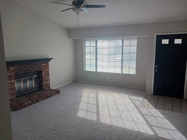 Photo - 545 E Ave J 9