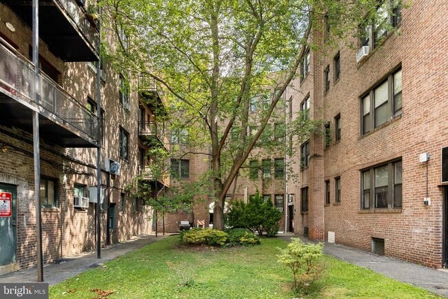 Photo - 0 Garrett Rd Unidad E-201