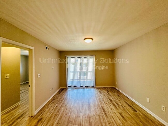 Photo - 211 Sunn Aire Ct Unidad C