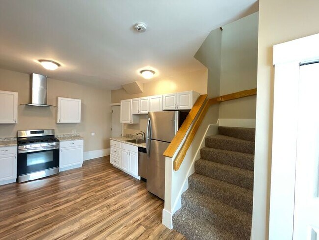 Photo - 46 Glass St Unidad Apt. 6