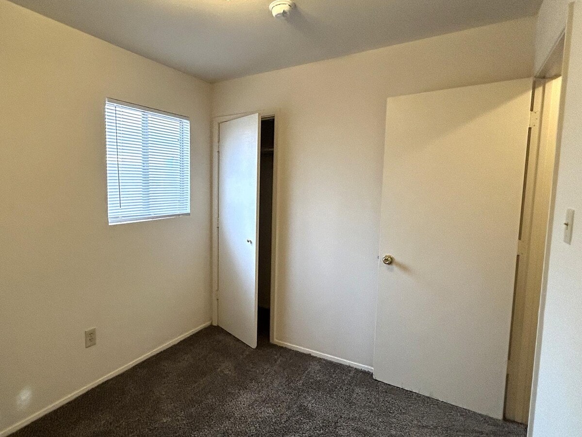 Photo - 216 General Marshall St NE