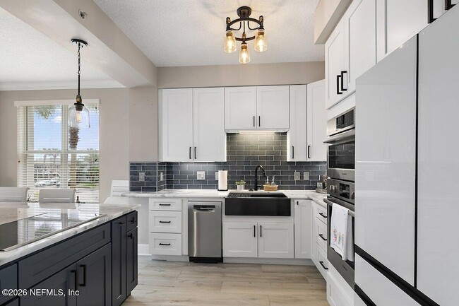 Photo - 1126 1st St N Unidad 205