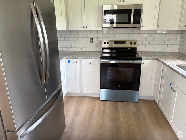 Building Photo - 663 Gibbard Ave Rental