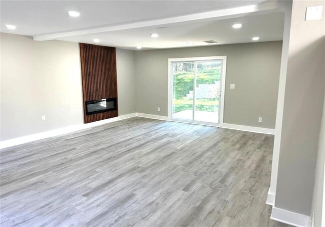 Photo - 2834 Clearbrook Dr