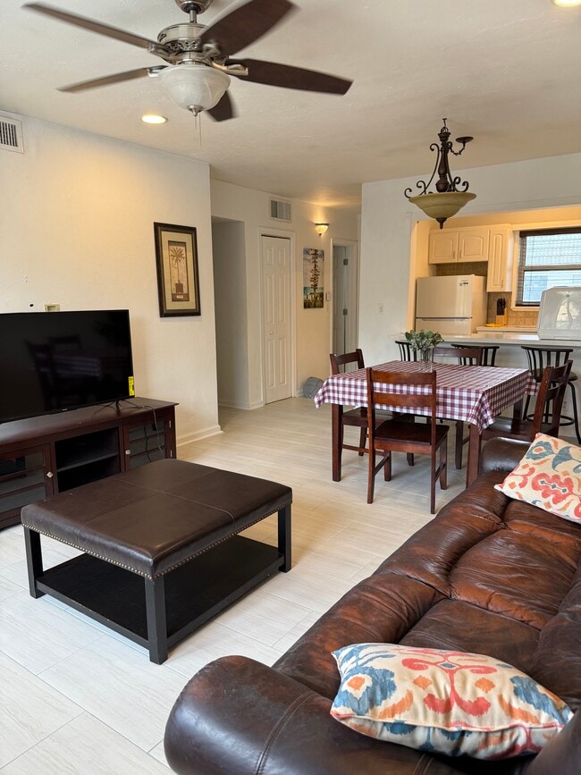 Photo - 1001 SE 16th St Unit 11