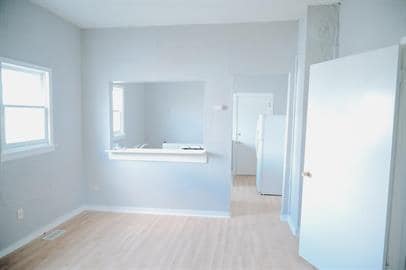 Photo - 2405 Blondo St