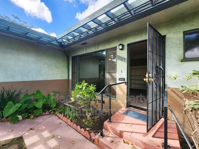 Photo - 5127 Wilson St