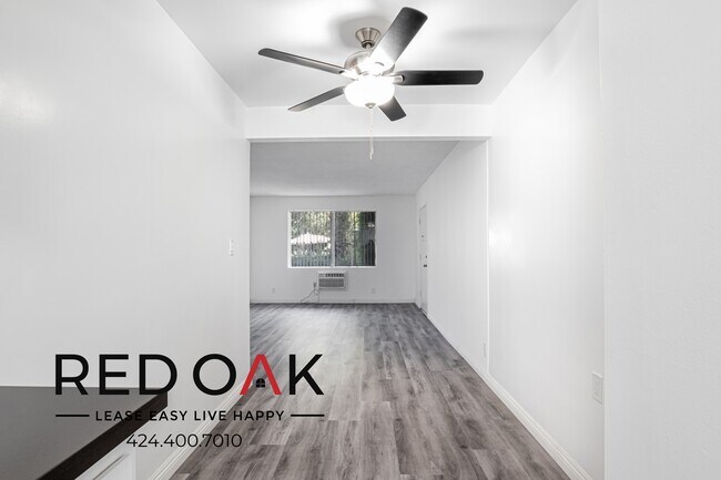 Photo - Limited Time Special of 2 Weeks Free! Char... Unidad 3