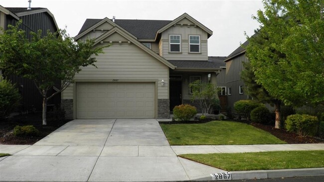 Building Photo - 2867 NE Sedalia Loop