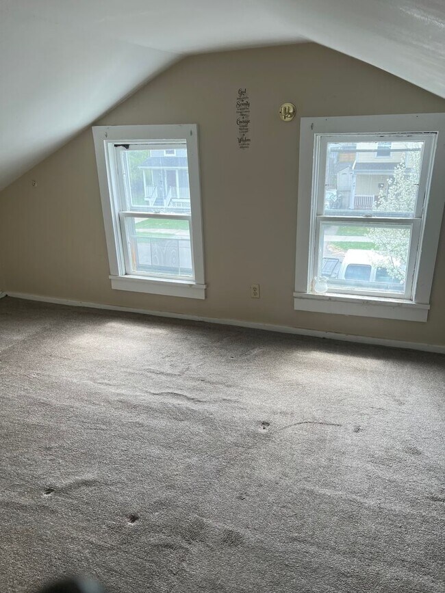 3 bedroom 2 bath home - 3 bedroom 2 bath home